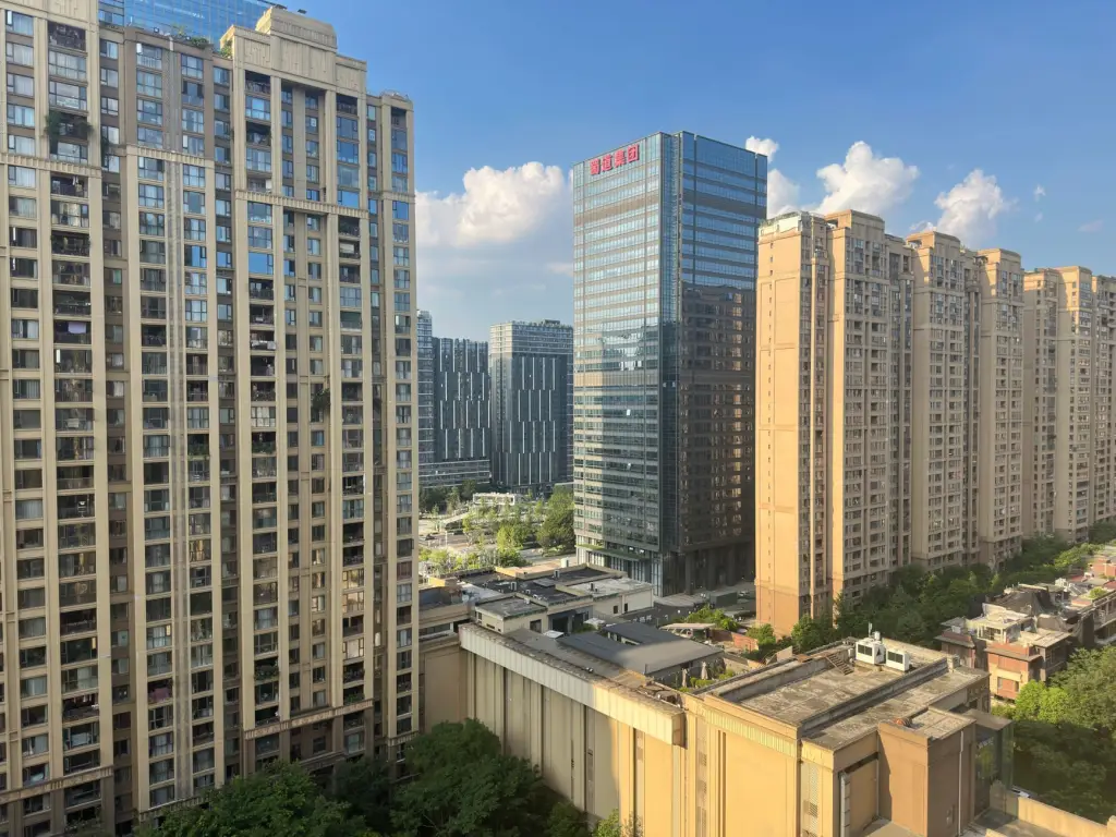 广州天河区小区评测报告:2024年热门楼盘优劣势对比分析正文配图 1